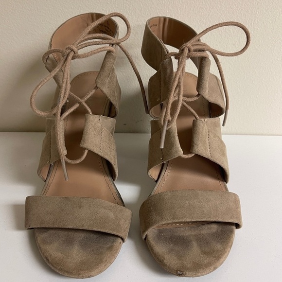Merona Tan Lace Up Chunky Heel Sandals, Size 6.5 - Picture 3 of 7